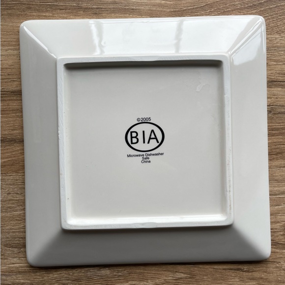 MIB BIA Cordon Bleu Set of 4 7” Plates Embossed Christmas Happy Hollidays - Picture 7 of 9